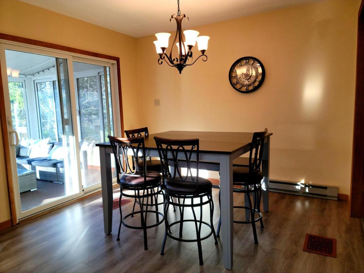 The Pocono'S Retreat With A Gameroom, Firepit, And Lake 부시킬 외부 사진